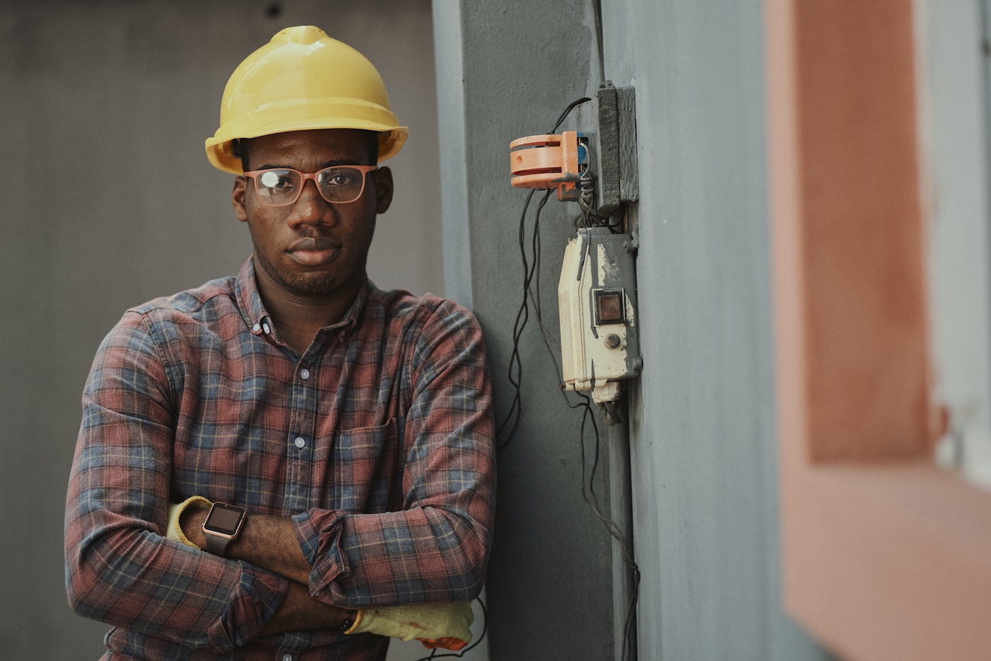 A local electrical service professional